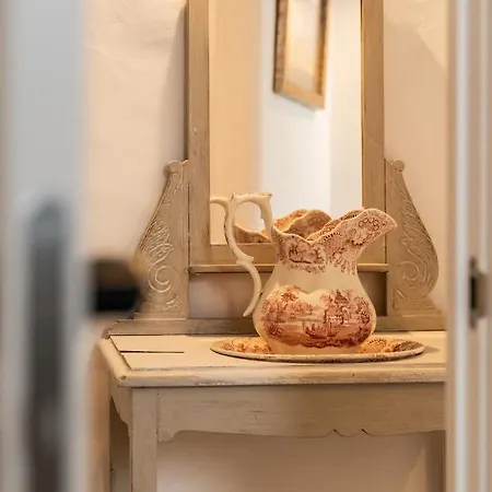 Chic Andalusian Oasis - A Serene And Charming 欧赫恩
